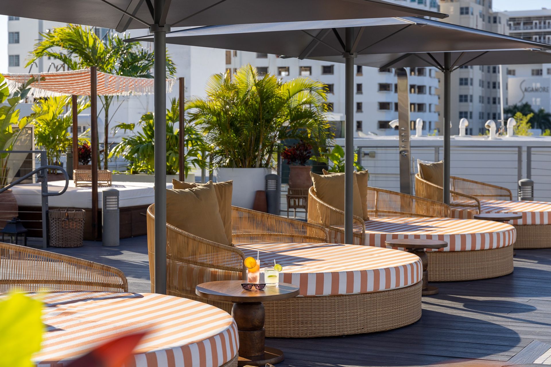 Spring Escapes in South Beach: Last-Minute Hotel Deals Near Lincoln Road & Ocean Drive